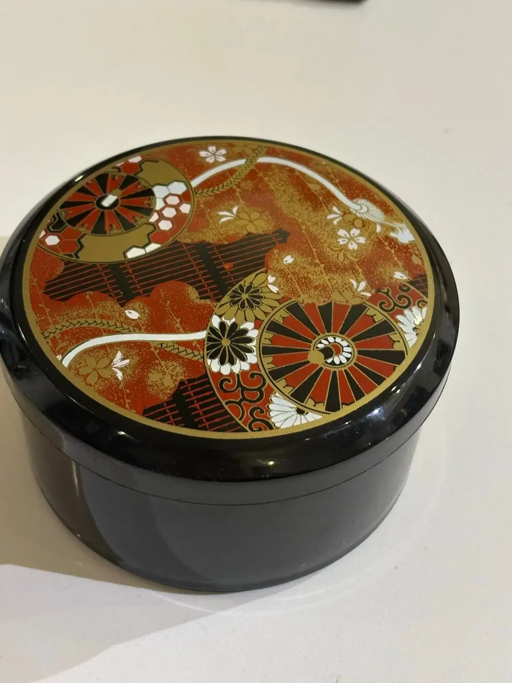 Small Round Decorative Black Lacquered Japanese Storage Stash Box gold